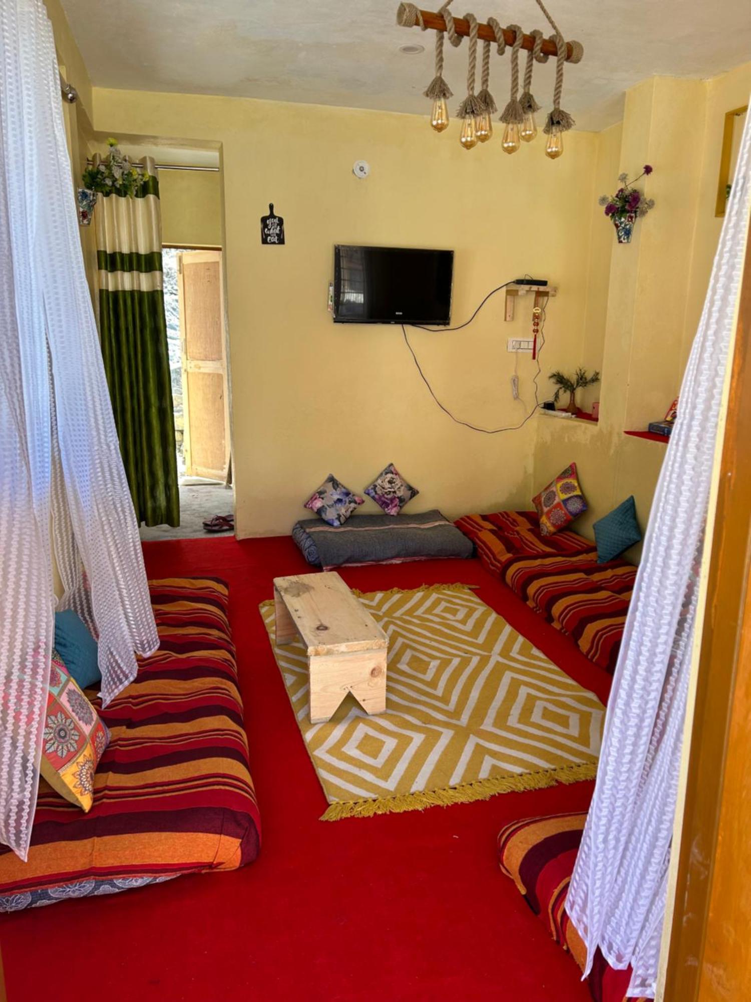Laxmi Narayan Homestay-Harshil Harsil Zewnętrze zdjęcie